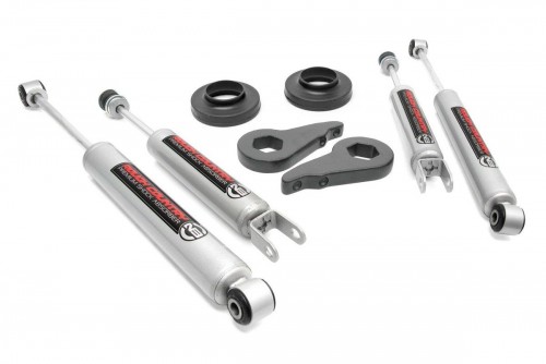 Rough Country 2 Inch Lift Kit, Chevy, GMC Tahoe, Yukon 2WD, 4WD (2000-2006)