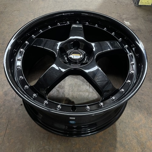 SSW V5 Black